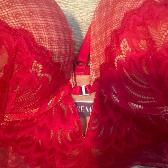 Adore Me Barcelona and push-up bra size 34 and 36 D. - Picture 7 of 11